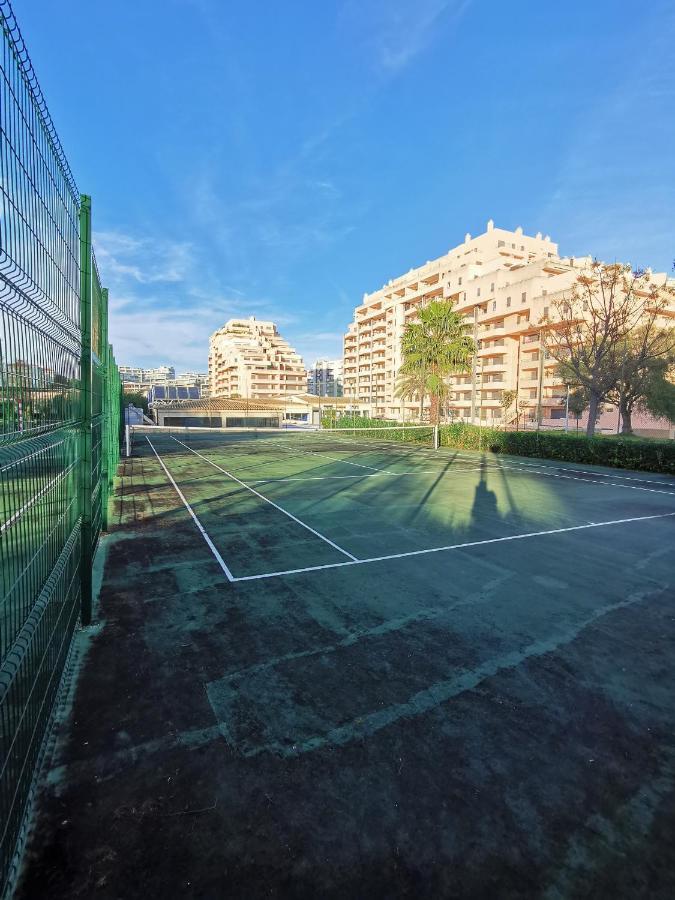 Logement Terrain De Tennis/Piscine 800M De La Mer Portimão Exterior foto